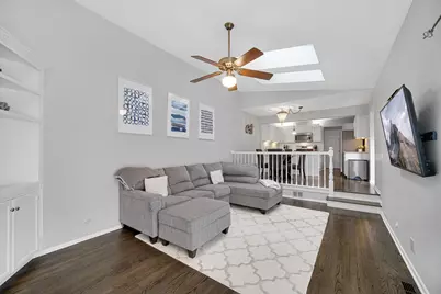 9054 Forestview Road, Evanston, IL 60203 - Photo 16