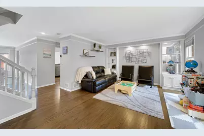 9054 Forestview Road, Evanston, IL 60203 - Photo 4