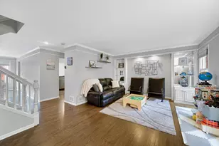 9054 Forestview Rd, Evanston, IL 60203 - Photo 4