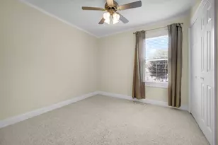 2575 Prairieview Ln, Aurora, IL 60504 - Photo 16