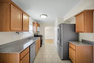 2575 Prairieview Ln, Aurora, IL 60504 - Photo 10