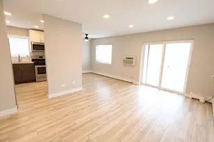 840 W College Blvd, Addison, IL 60101 - Photo 8