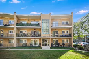 10320 S Pulaski Rd, Oak Lawn, IL 60453 - Photo 1