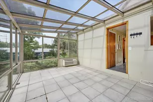 1705 Riverside Ave, Saint Charles, IL 60174 - Photo 12