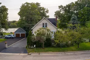 1705 Riverside Ave, Saint Charles, IL 60174 - Photo 30