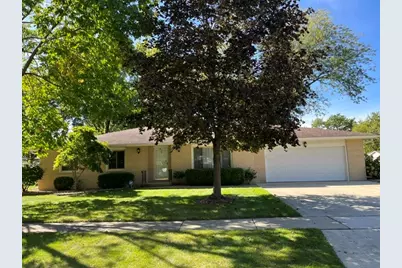 207 Illini Drive, Minooka, IL 60447 - Photo 1