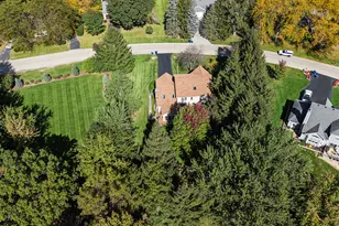 42W433 Jens Jensen Ln, Saint Charles, IL 60175 - Photo 6