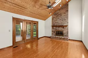 42W433 Jens Jensen Ln, Saint Charles, IL 60175 - Photo 10