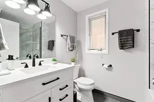 1518 W Superior St, Chicago, IL 60622 - Photo 12