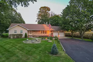3121 Sportsman Club Rd, Bourbonnais, IL 60914 - Photo 1
