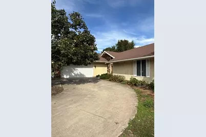 312 S Hershey Road, Bloomington, IL 61704 - Photo 2