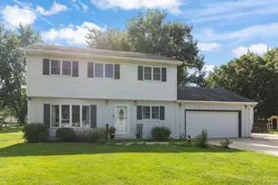 3800 Amber Ct, Plainfield, IL 60586 - Photo 2