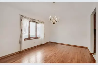 9015 Natoma Avenue, Oak Lawn, IL 60453 - Photo 6