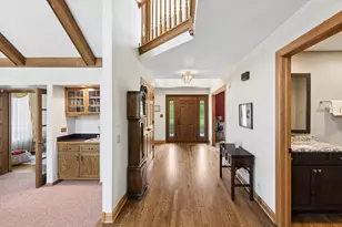453 81st St, Burr Ridge, IL 60527 - Photo 4