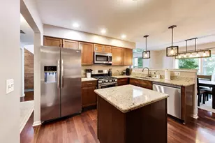 924 Ainsley Dr, West Chicago, IL 60185 - Photo 8