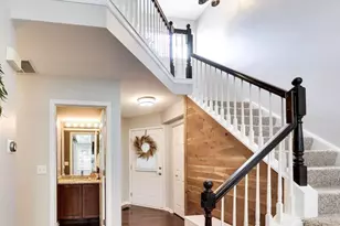 924 Ainsley Dr, West Chicago, IL 60185 - Photo 2