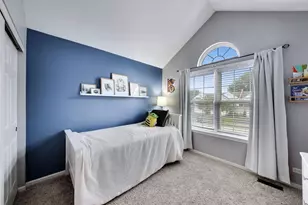 924 Ainsley Dr, West Chicago, IL 60185 - Photo 18