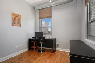 770 W Gladys Ave, Chicago, IL 60661 - Photo 10