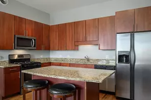 770 W Gladys Ave, Chicago, IL 60661 - Photo 8