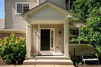 6080 Halloran Lane, Hoffman Estates, IL 60192 - Photo 2