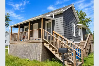 128 W North Street, Watseka, IL 60970 - Photo 2