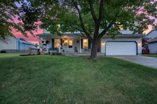 1208 Royal Pointe Dr, Bloomington, IL 61704 - Photo 52