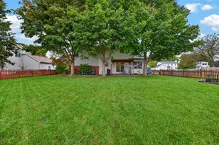 1208 Royal Pointe Dr, Bloomington, IL 61704 - Photo 46