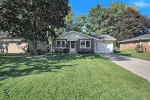 269 Ashley Ave, Bourbonnais, IL 60914 - Photo 2