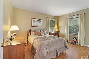 1347 Sleepy Hollow Rd, Glenview, IL 60025 - Photo 18
