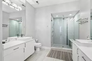 650 N Morgan St, Chicago, IL 60642 - Photo 14