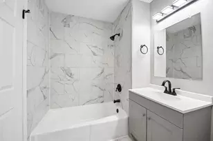 3424 Hickory Ln, Hazel Crest, IL 60429 - Photo 12