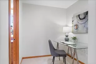 1889 Maple Ave, Evanston, IL 60201 - Photo 18