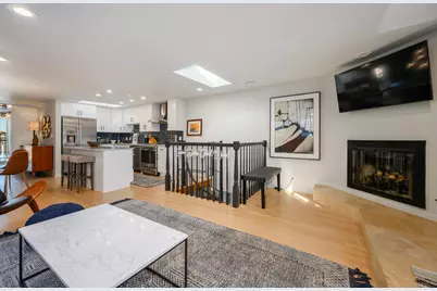 2008 W Roscoe Street #PH, Chicago, IL 60618 - Photo 10