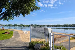 288 Oak Bluff Ct, Wauconda, IL 60084 - Photo 28