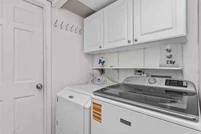 228 N Walnut Lane, Schaumburg, IL 60194 - Photo 24