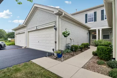 664 W Kristina Lane, Round Lake, IL 60073 - Photo 2