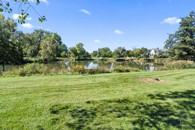 1160 Warwick Circle N, Hoffman Estates, IL 60169 - Photo 22