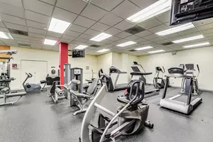 3200 N Lake Shore Dr, Chicago, IL 60657 - Photo 22