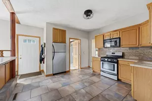 100 5th St, Sherrard, IL 61281 - Photo 16