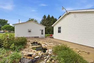 100 5th St, Sherrard, IL 61281 - Photo 4