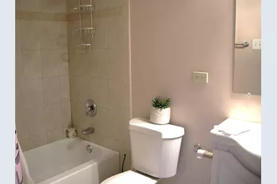 670 Marilyn Avenue #208, Glendale Heights, IL 60139 - Photo 10