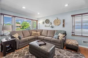 931 N Fernandez Ave, Arlington Heights, IL 60004 - Photo 4