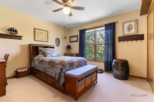 1490 Pheasant Trail Ct, Hoffman Estates, IL 60192 - Photo 28