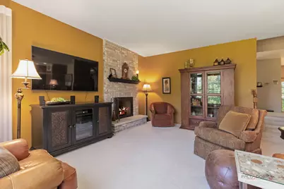 1490 Pheasant Trail Court, Hoffman Estates, IL 60192 - Photo 8