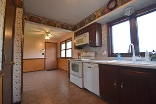 1607 Wheeler Rd, Kirkland, IL 60146 - Photo 16