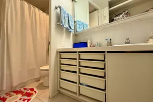 300 N State St, Chicago, IL 60654 - Photo 4
