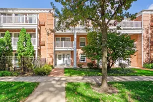 101 E Cossitt Ave, La Grange, IL 60525 - Photo 2