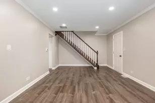 2212 Cardinal Ct, Schaumburg, IL 60194 - Photo 22