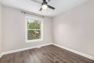 2212 Cardinal Ct, Schaumburg, IL 60194 - Photo 10