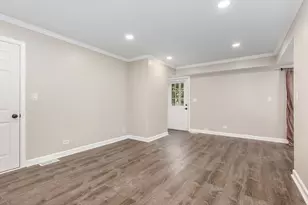 2212 Cardinal Ct, Schaumburg, IL 60194 - Photo 20